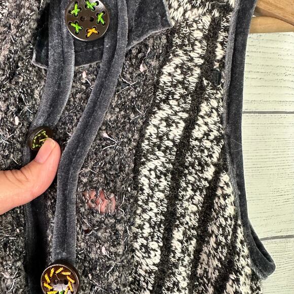 Aneo.a Medium Vintage Velour Velvet Knit Vest Art to Wear Artsy Gothic Flaws - Picture 6 of 8